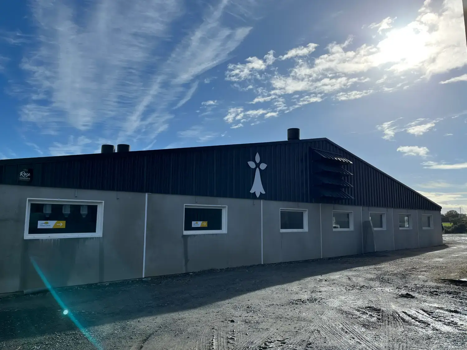 Batiment professionnel sous garantie decennale Rose Charpente